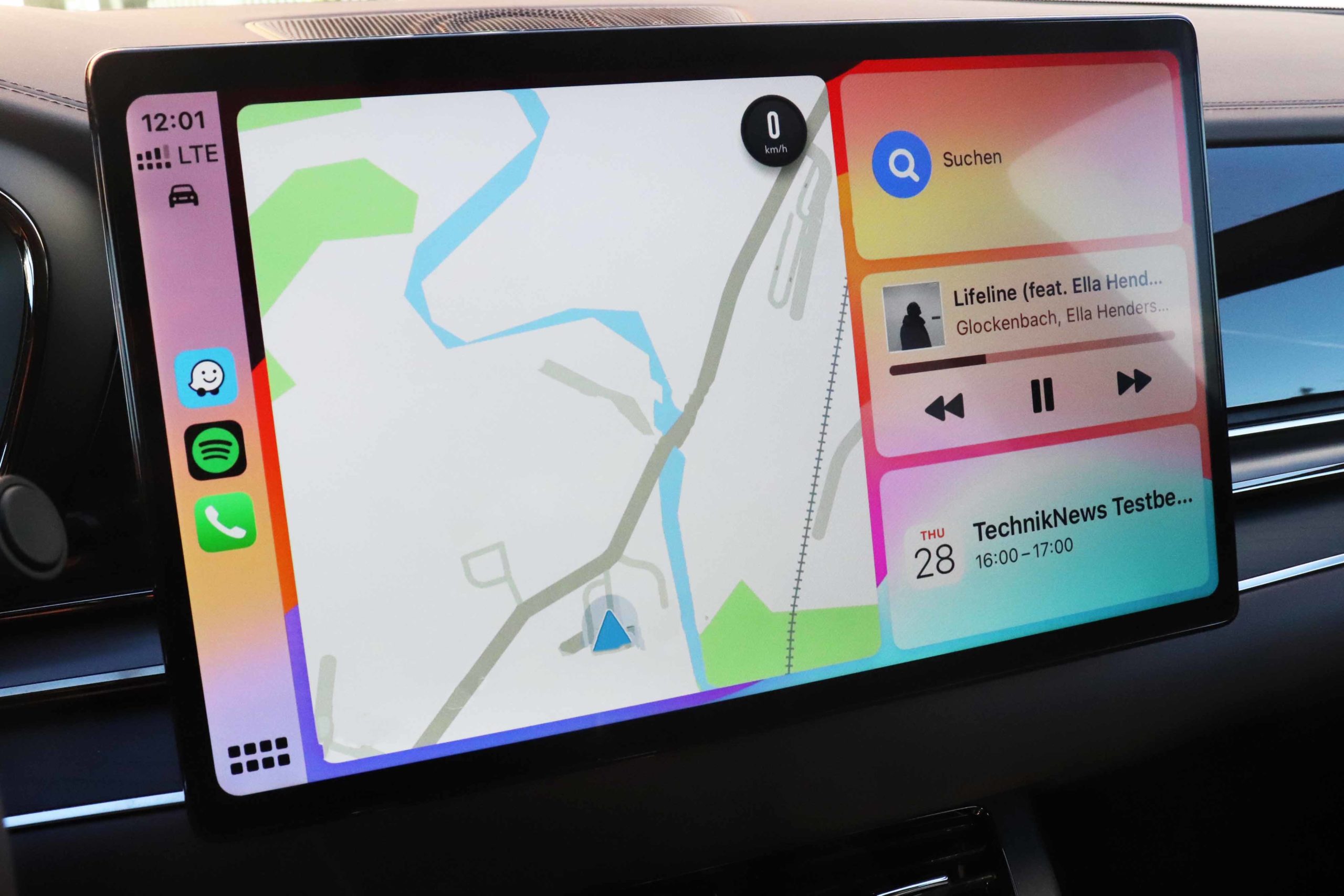 BYD HAN Test Display Apple CarPlay